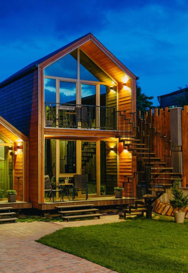 Wanderholic Hotel Телави Екстериор снимка